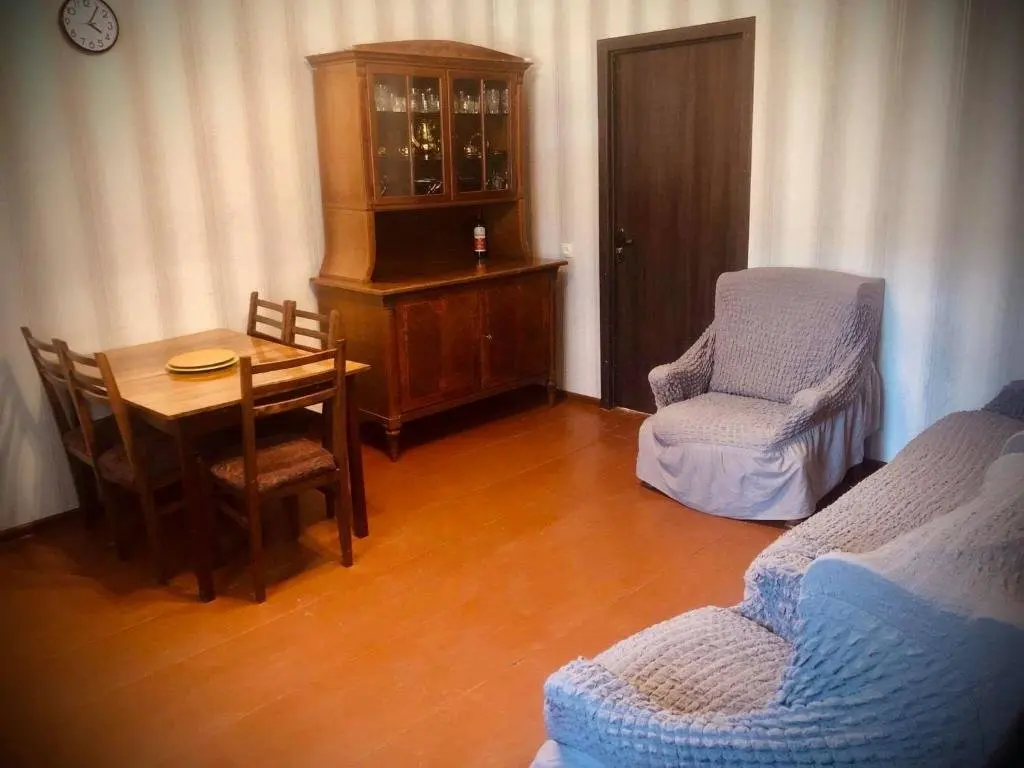 Местиа: - Cozy 2 BR Apartment In Mestia -