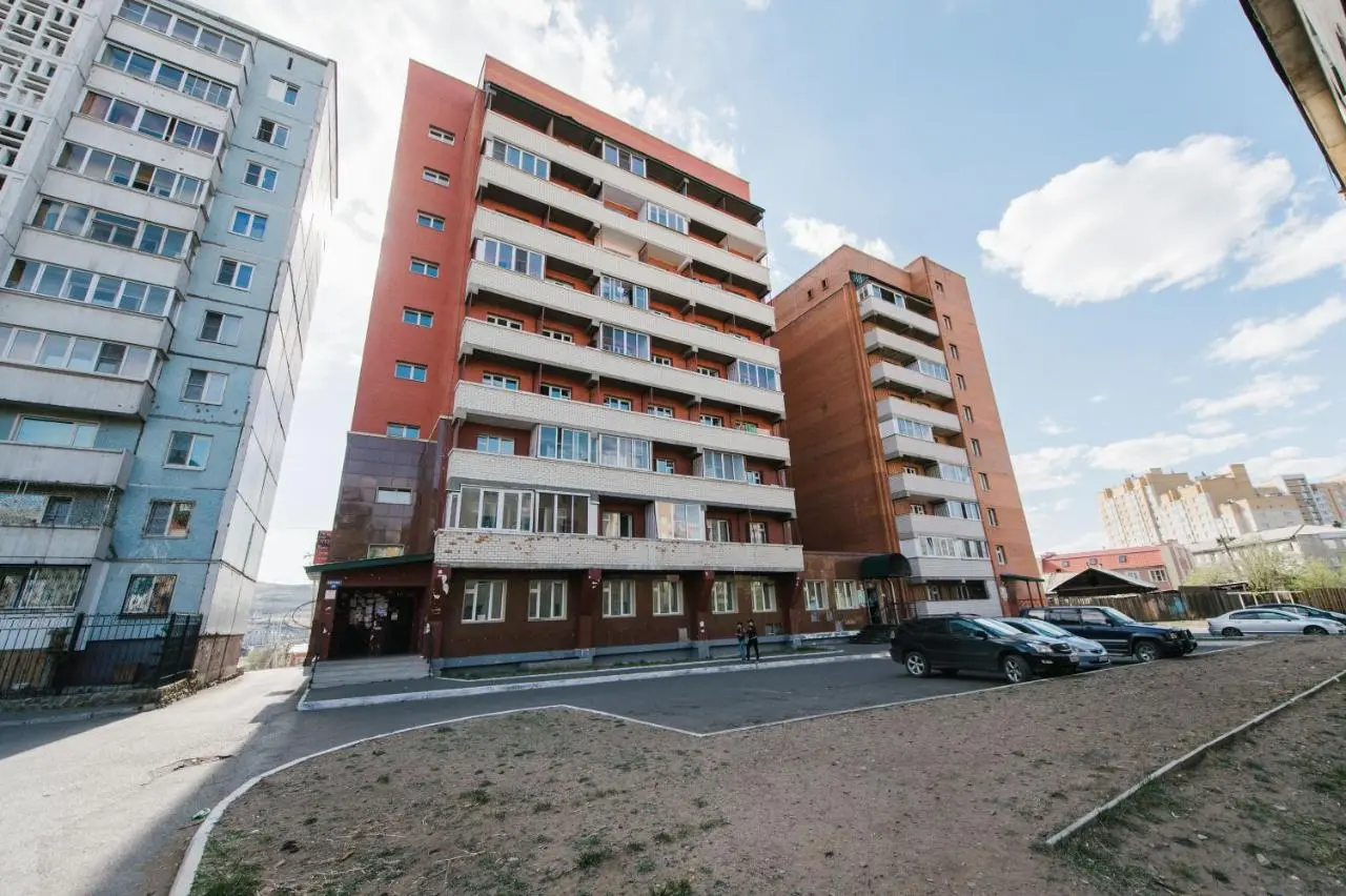 Чита: Dekabrist ul. Serova 30