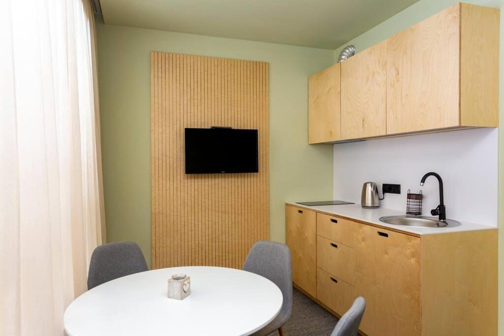 Бакуриани: Cozy Studio Aptartment Next to Rooms Hotel In The Hills of Bakuriani