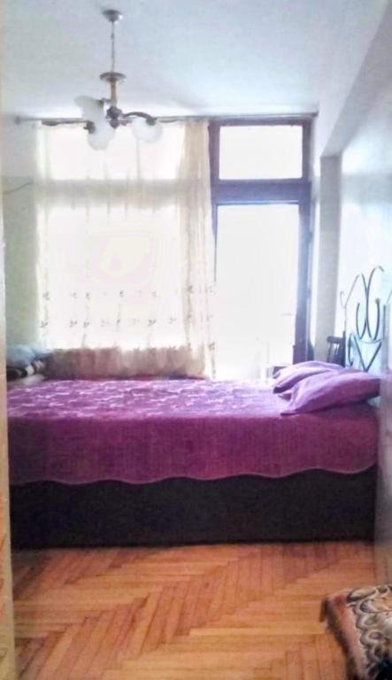Боржоми: Borjomi ,mthis kheoba rustaveli street 107, floor 7 (for rent) 3 rooms