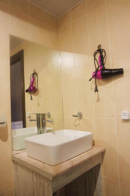 Бакуриани: Hotel Mgzavrebi 6