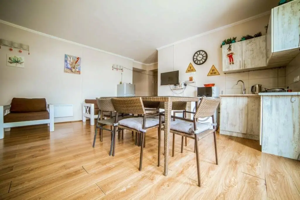Бакуриани: Veranda 505, Hotel Mgzavrebi Bakuriani.