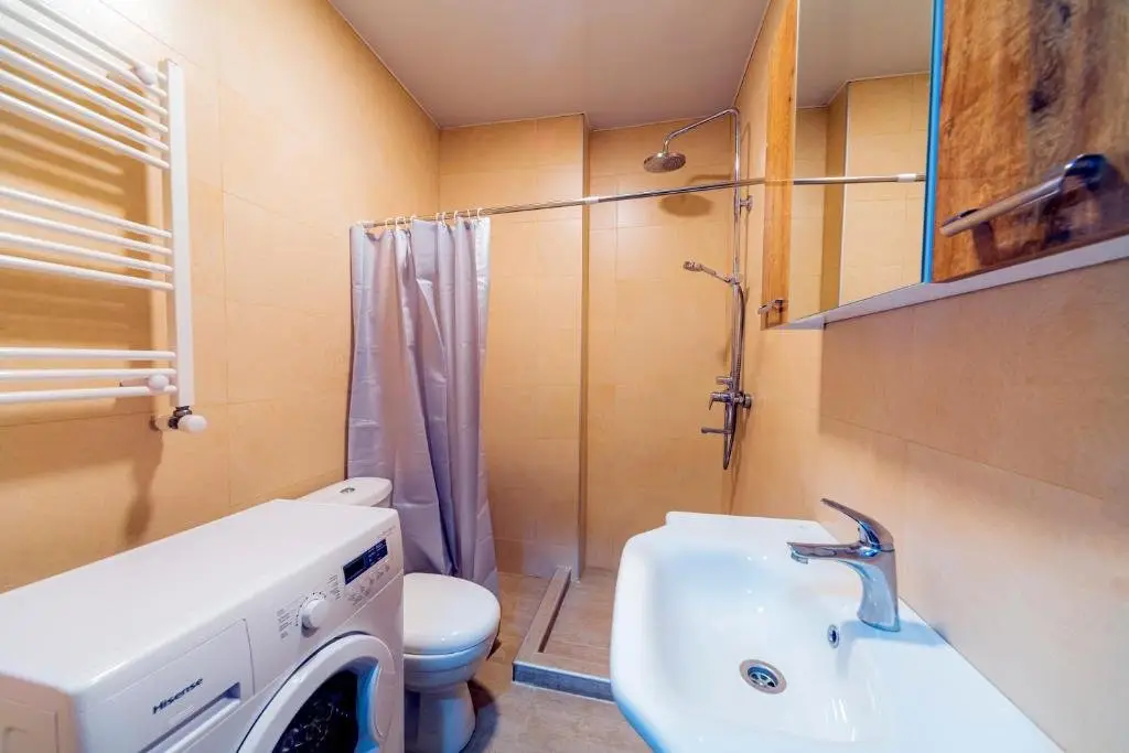 Бакуриани: Didveli residense E 165