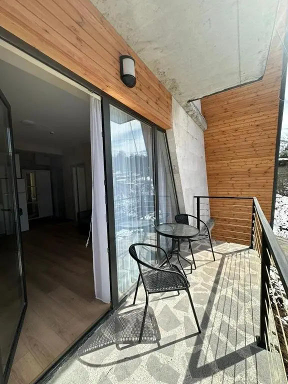 Бакуриани: Window development apartment #32