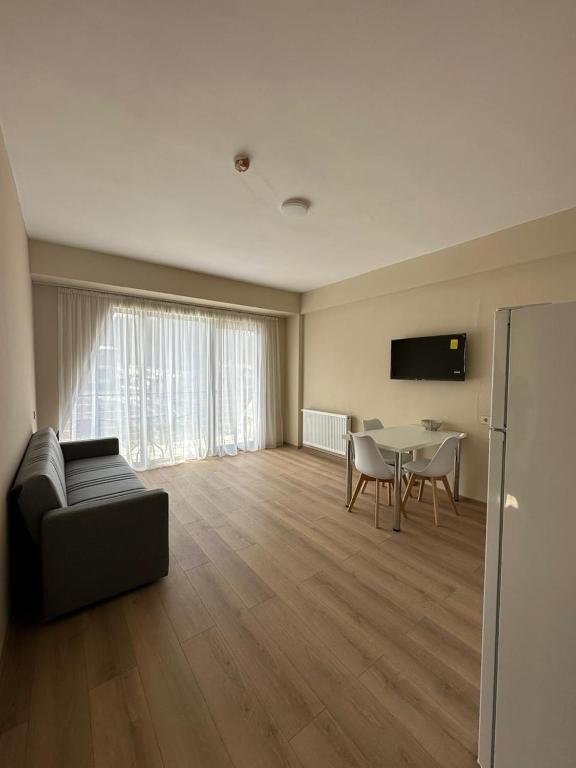 Бакуриани: Window development apartment #32