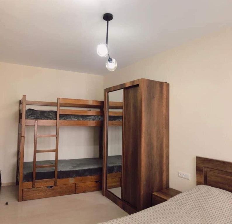 Бакуриани: bakuriani, aghmashenebeli 21 A