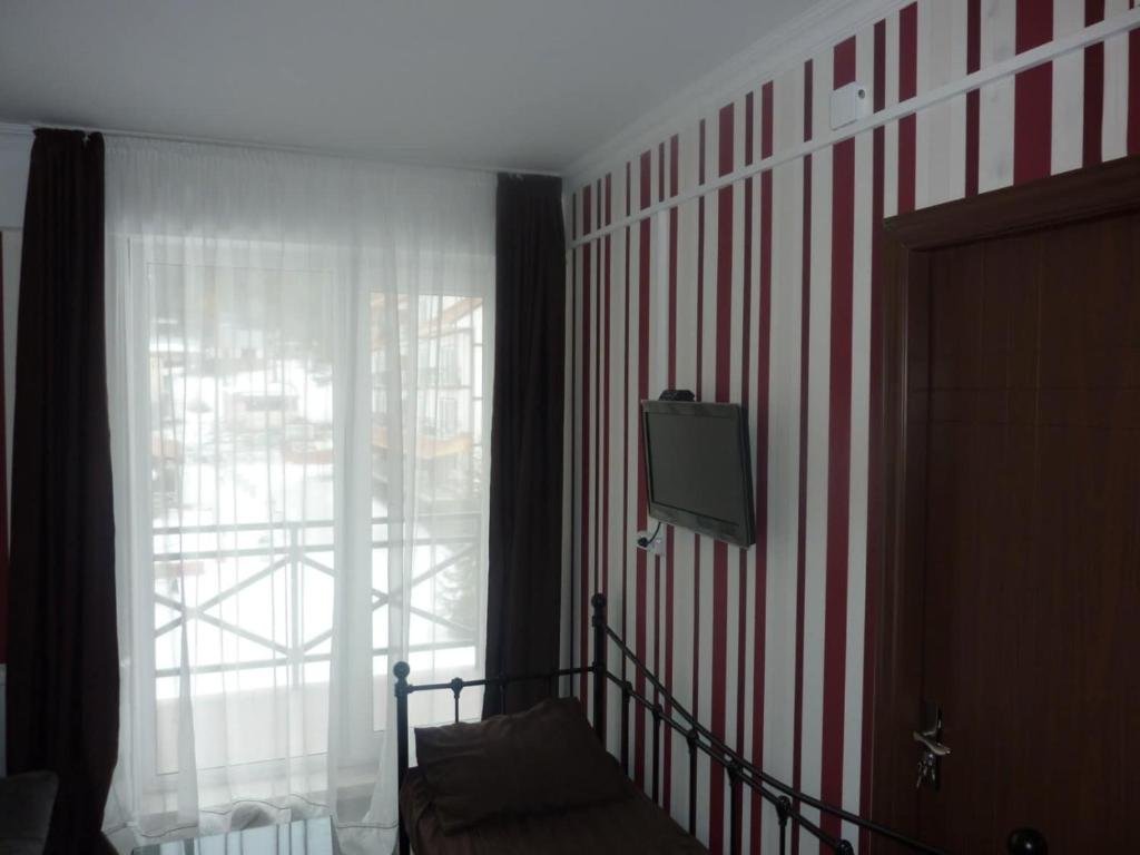 Бакуриани: Mgzavrebi Bakuriani. Apartment #202