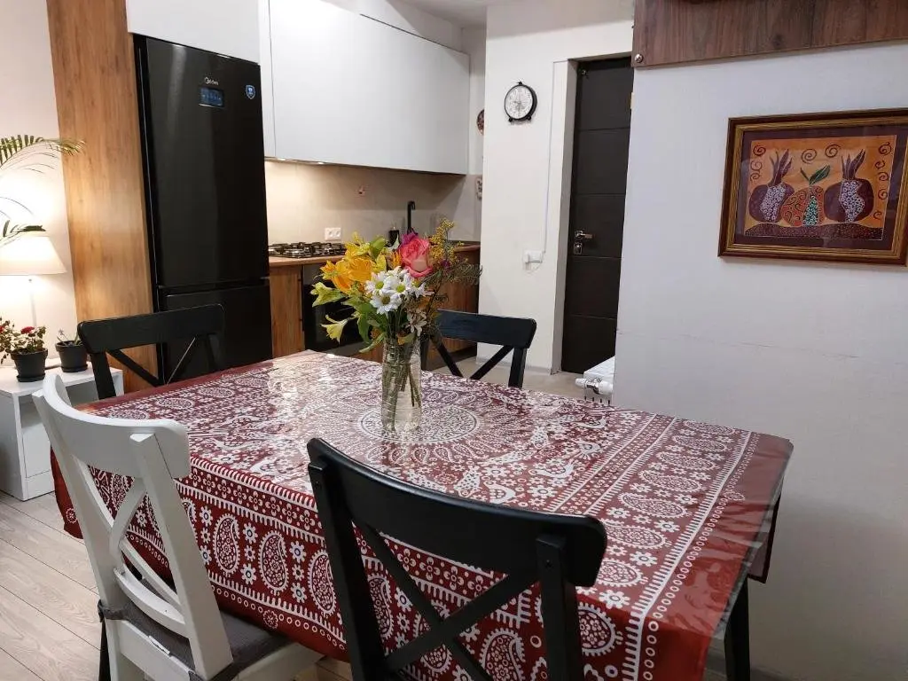 Бакуриани: Didveli TuliP 34- A Comfortable, Quiet Apartment Close to a Ski Slope
