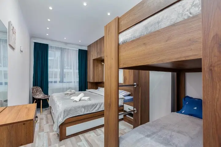 Бакуриани: Ground Floor Bright Luxury 1Bedroom Apartment with Free Parking