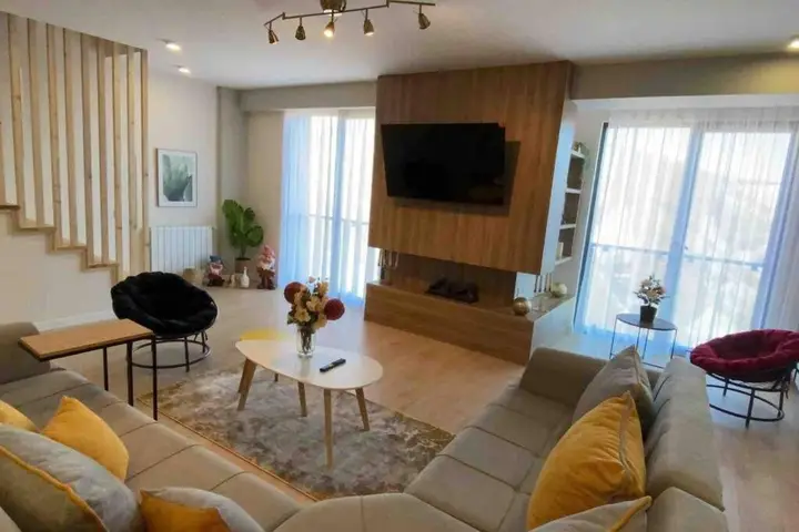 Гудаури: Duplex vip full mountain view near gondola