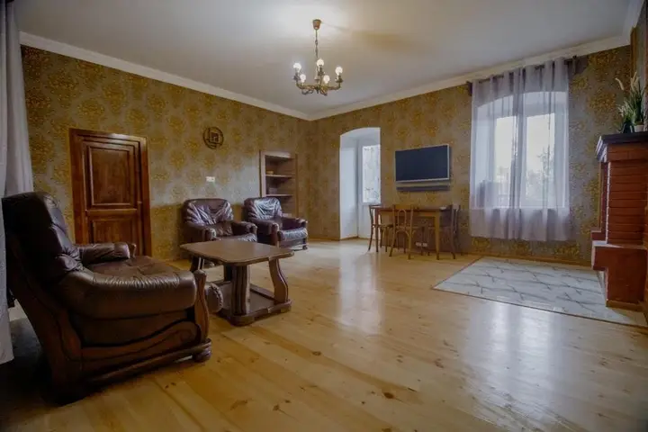 Телави: Apartment Royal District