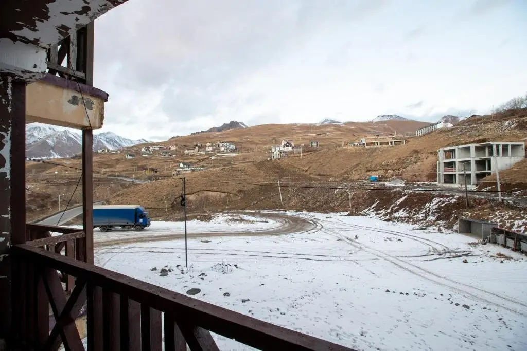 Modern Aparment In Gudauri For 4 — фото 1