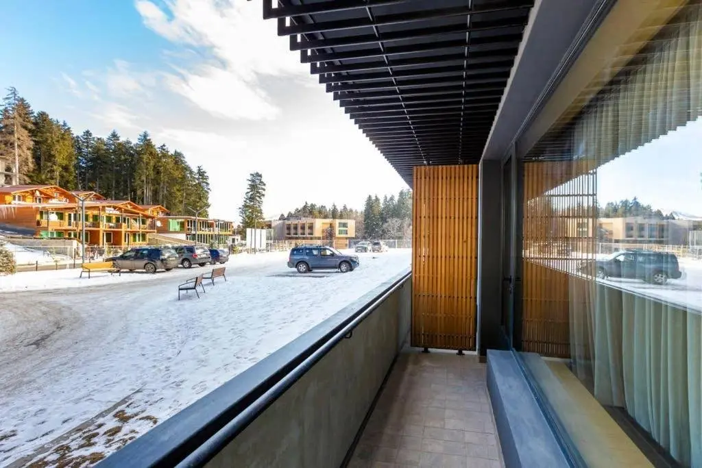 Бакуриани: ?Bright and Stylish Studio Apartment in Bakuriani, Near Rooms Hotel?