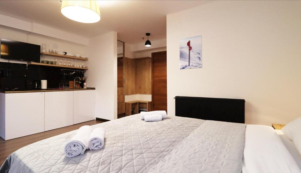 Гудаури: Joli s 2BR Apartment in Marshall project