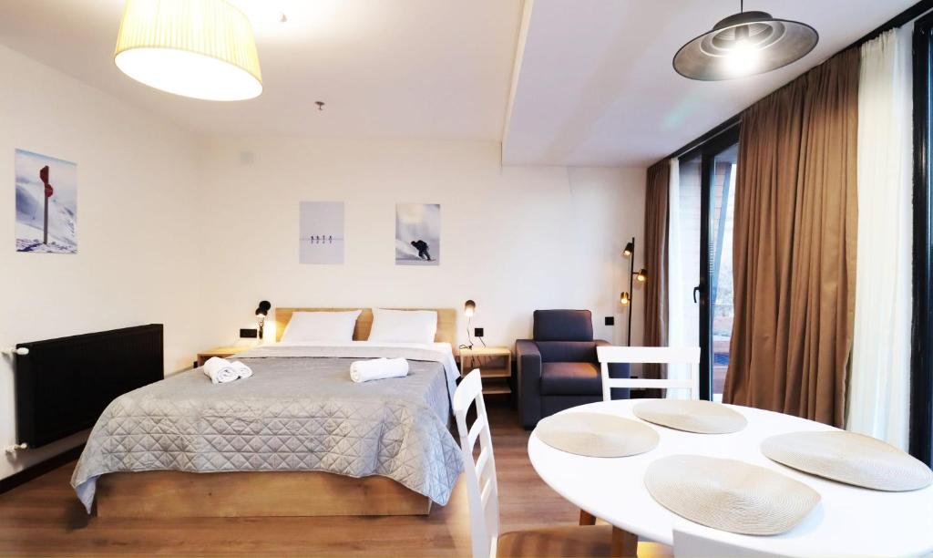 Гудаури: Joli s 2BR Apartment in Marshall project