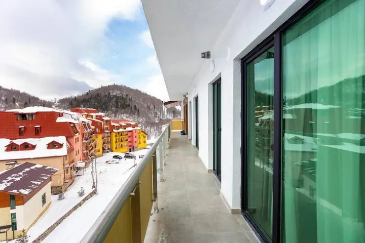 Бакуриани: 1BR Apartment. In Crystal Residence Bakuriani