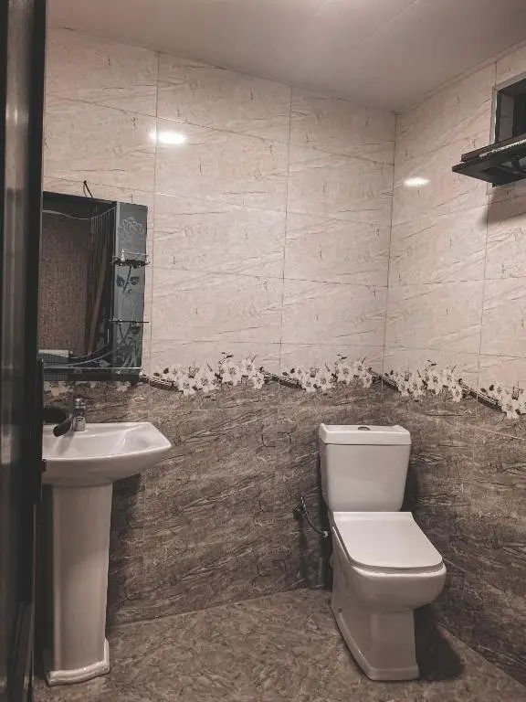 Сиони: Cottage Shina