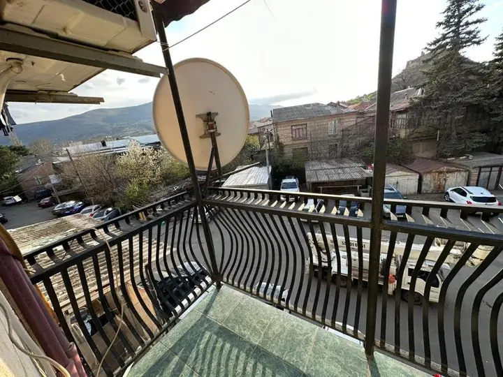 Гори: cozy 2-bedroom apartment in Gori