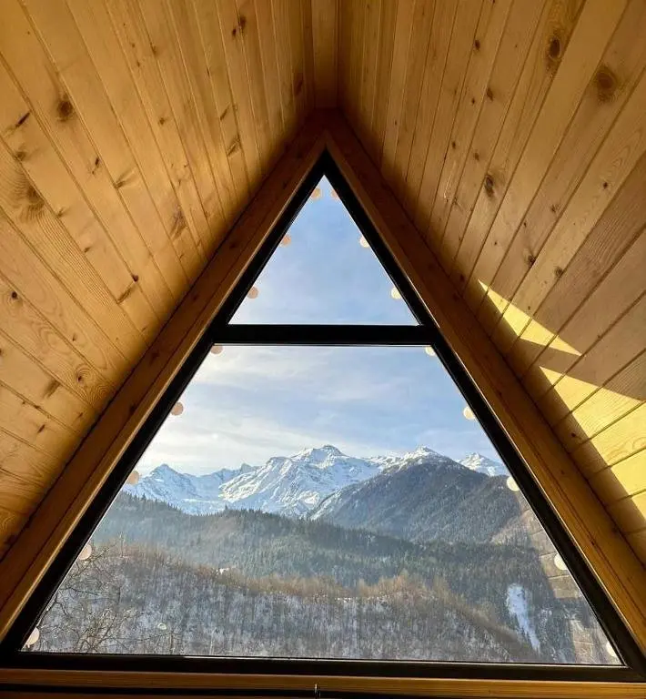 Местиа: Cottage Larda