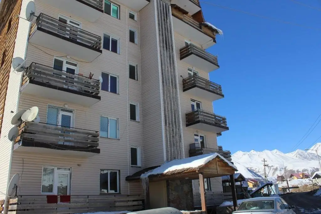Гудаури: Sunny House