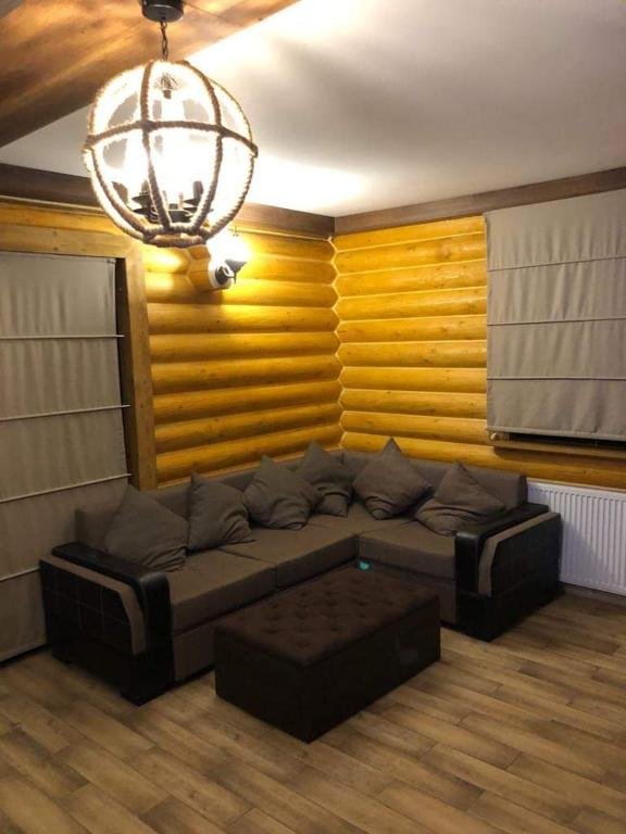 Бакуриани: Wooden Cottage