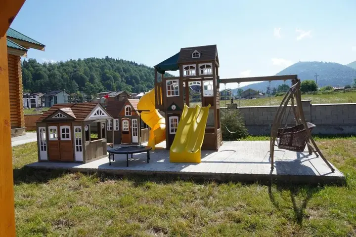Бакуриани: Log House