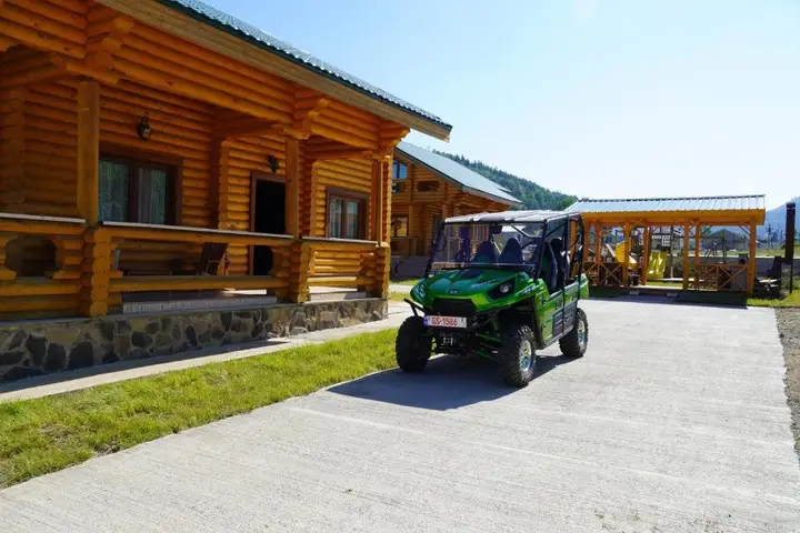 Бакуриани: Log House