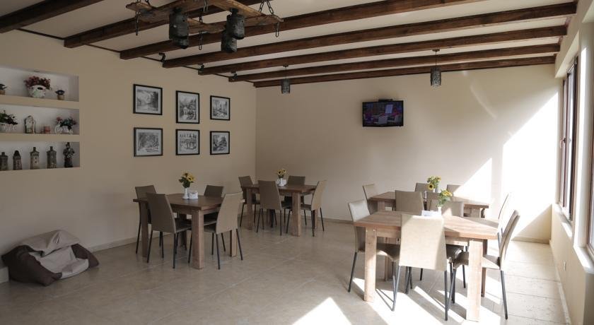 Местиа: Guesthouse For Friends