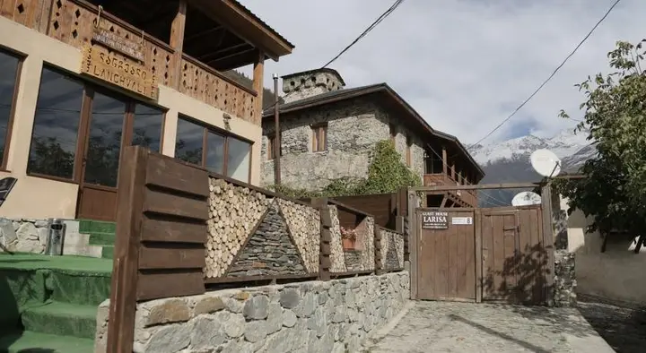 Местиа: Guesthouse For Friends