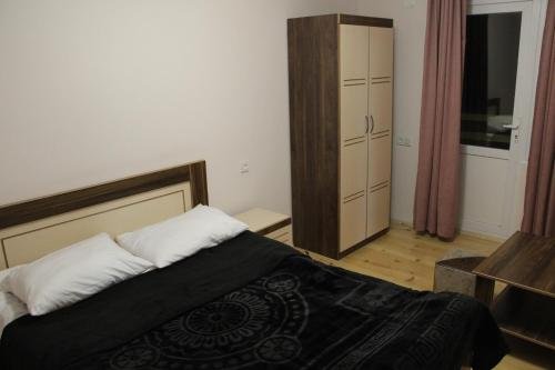 Местиа: Guesthouse "Girgvliani"