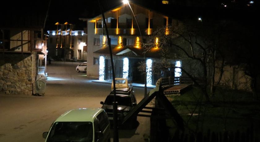 Местиа: Marina Guest House