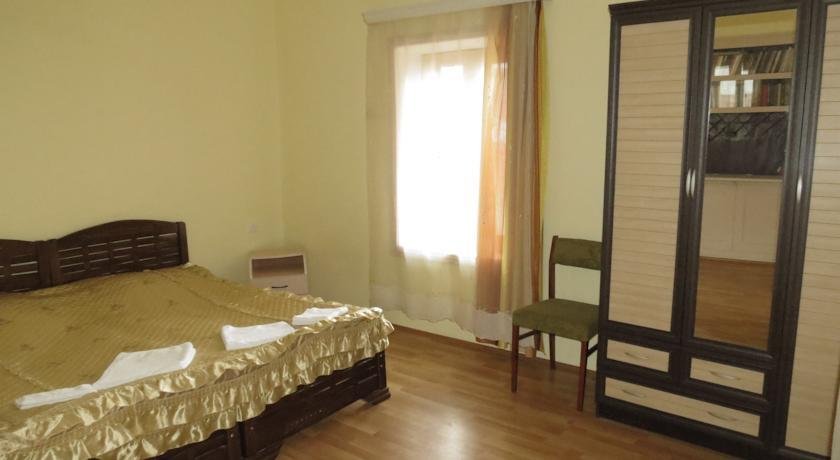 Местиа: Marina Guest House