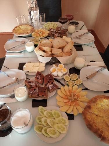 Местиа: Guesthouse Everezi