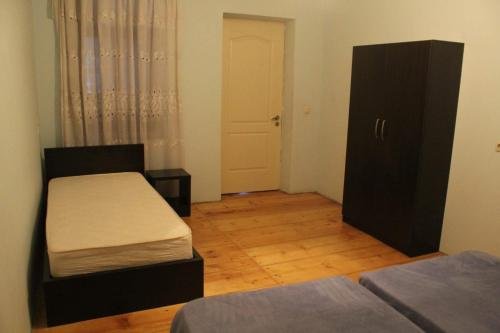 Местиа: Guest house lela