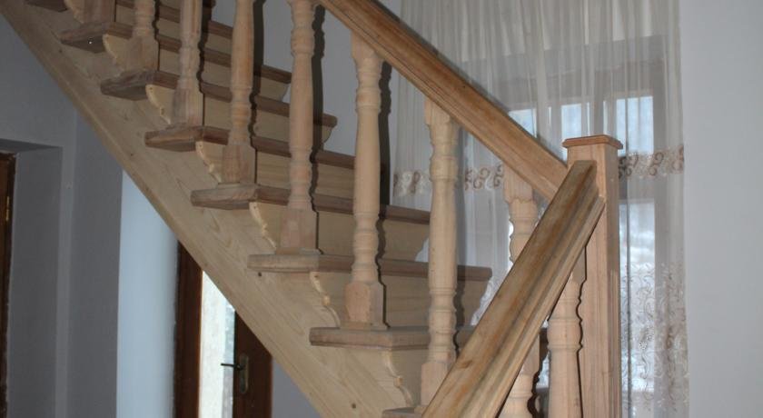 Местиа: Guest house Natia