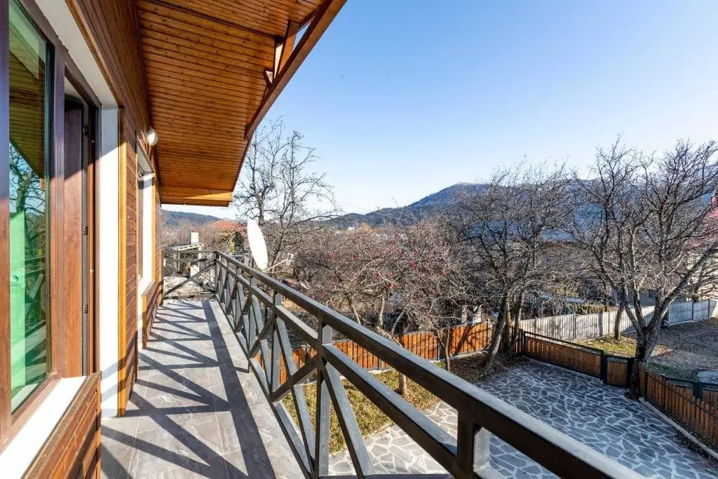Бакуриани: Wehost House In Bakuriani