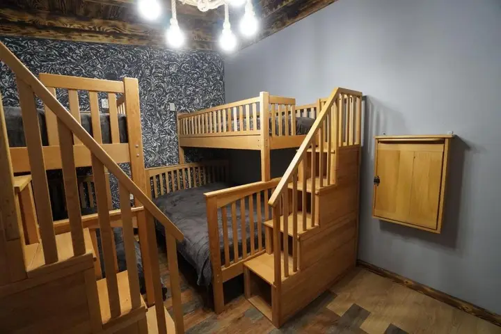 Местиа: Guest House Akhalsheni