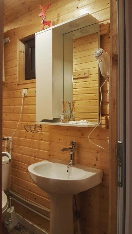 Местиа: Cottage Svanland
