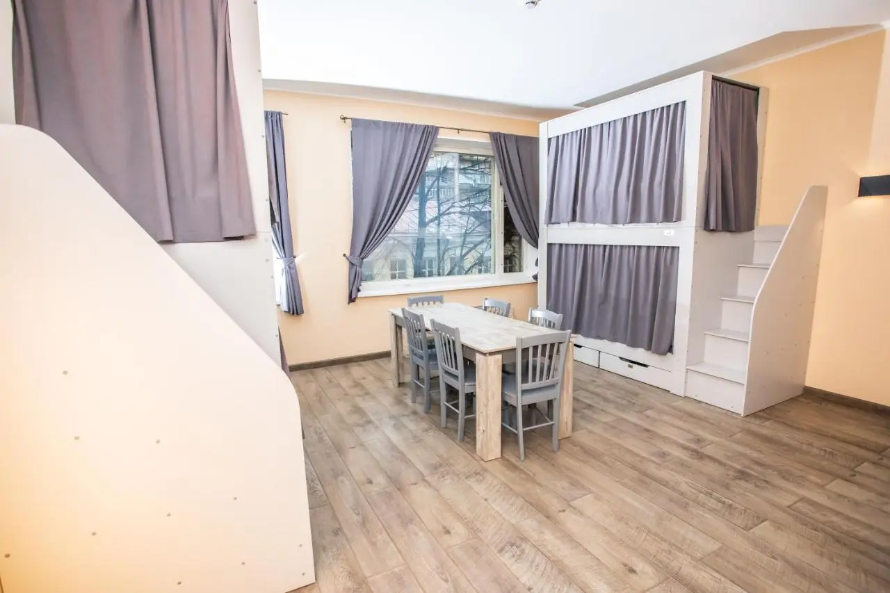 Москва: Хостел Ester House