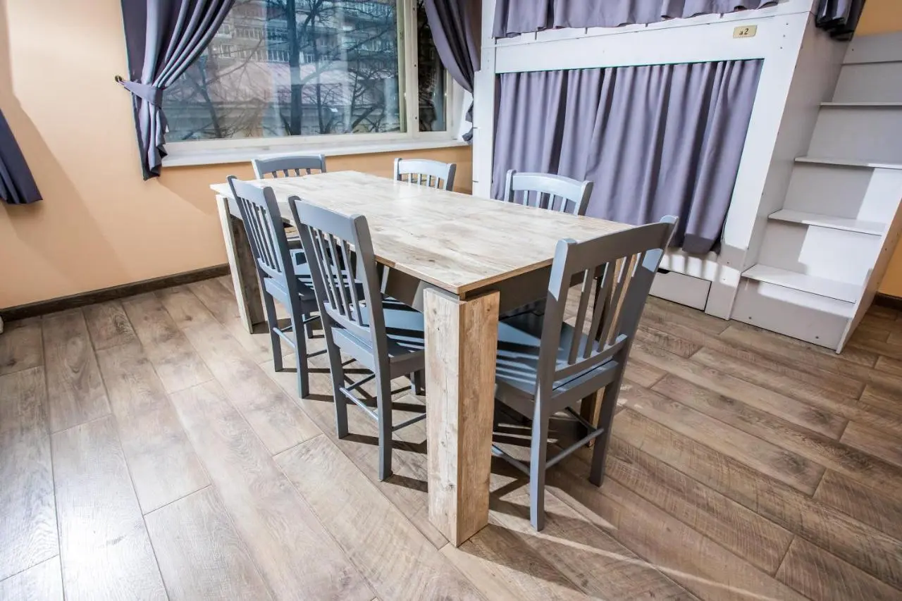 Москва: Хостел Ester House