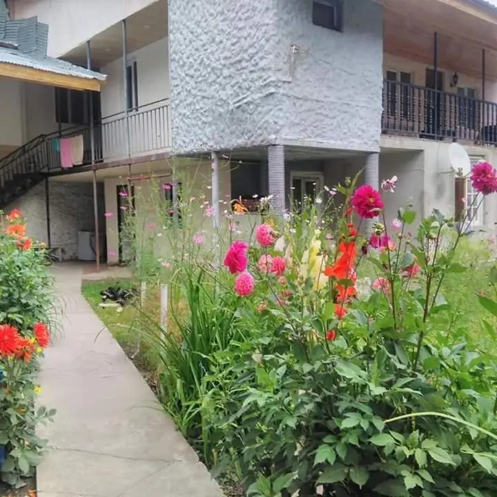 Местиа: Guest House Maria