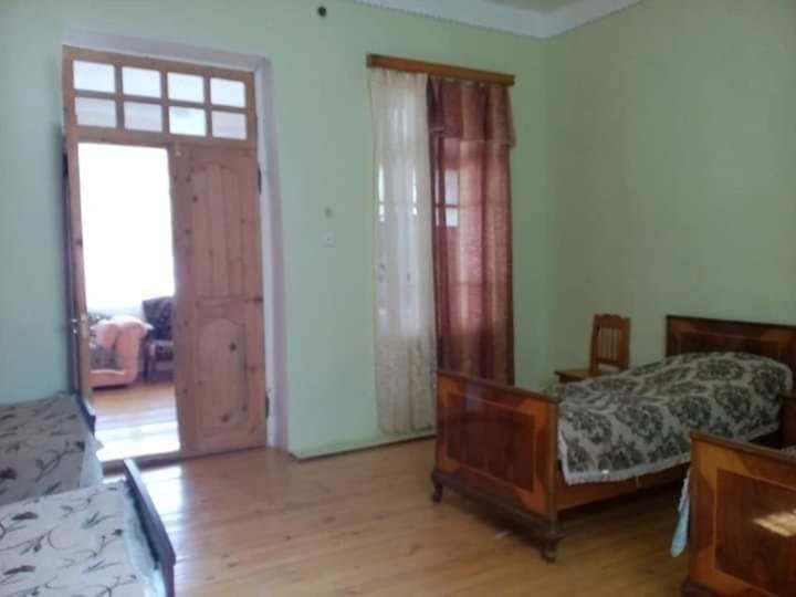 Местиа: Guest House Maria