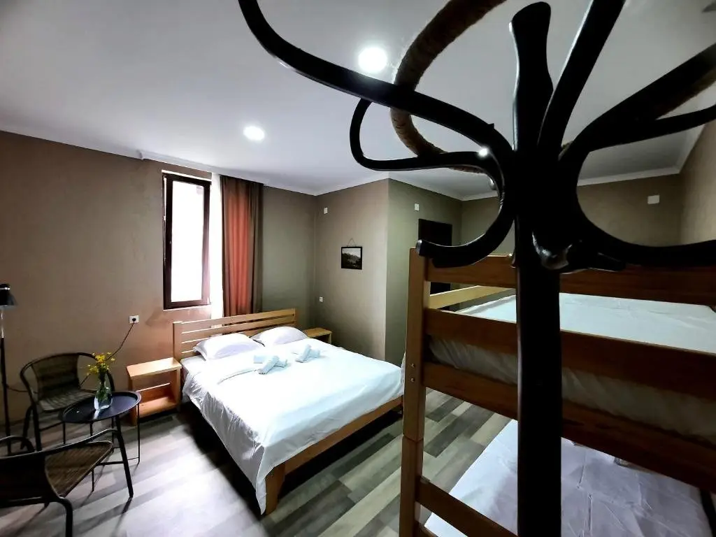 Местиа: guesthouse nakani