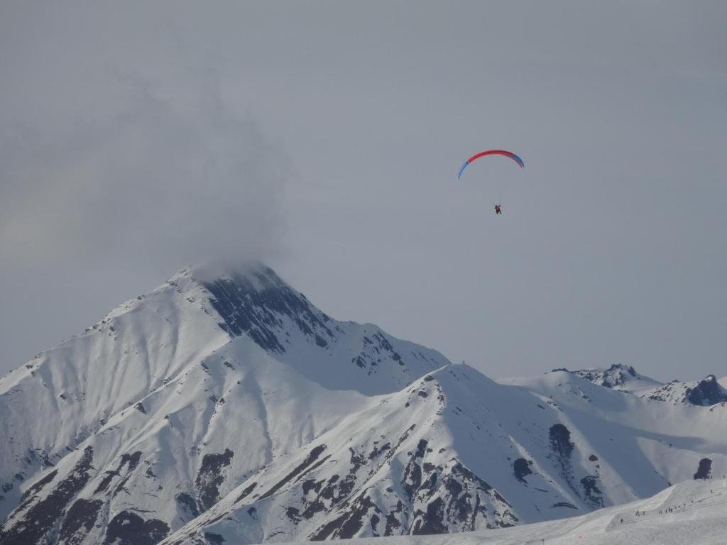 Гудаури: Frozen View New Gudauri