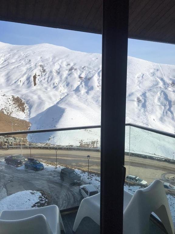 Гудаури: New Gudauri - Beautiful Mountain View Apartment next to Ski Lift