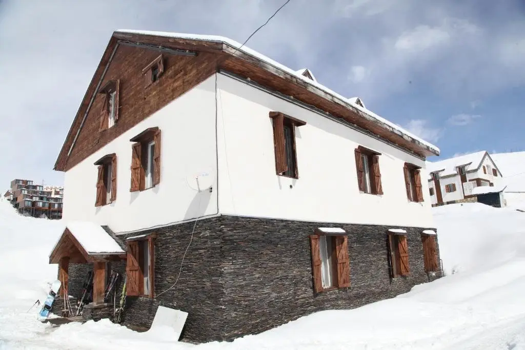 Гудаури: Mountain House Gudauri