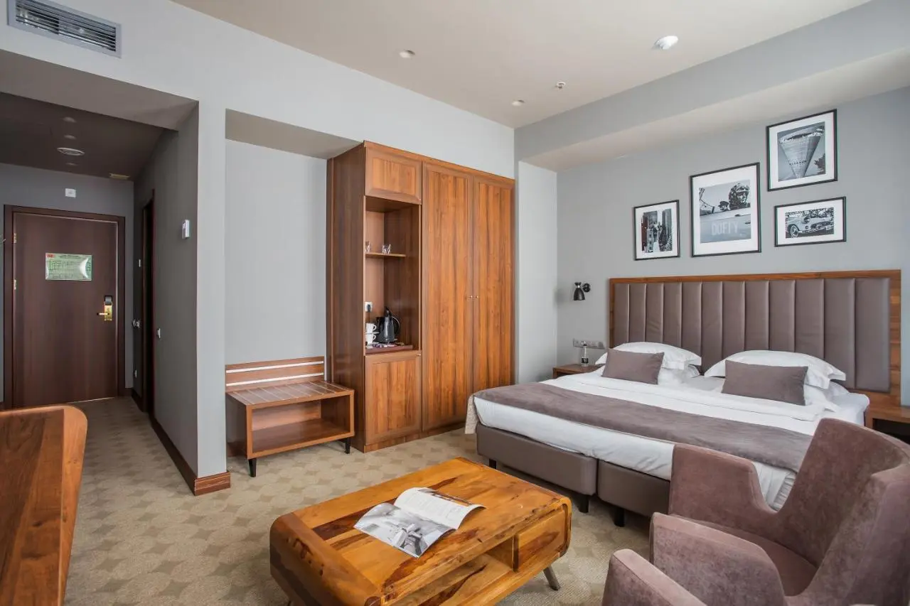 Москва: Отель V Hotel Sadovaya
