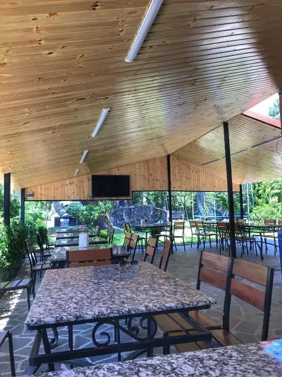 Уреки: Hotel Evrazia