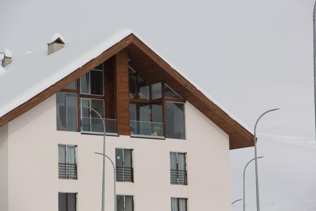 Гудаури: Gudauri Charm Chalet Apartment