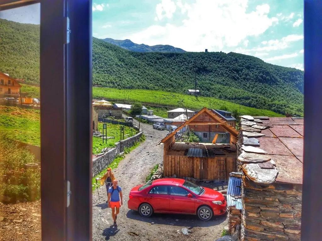 Ушгули: Guest House Buba